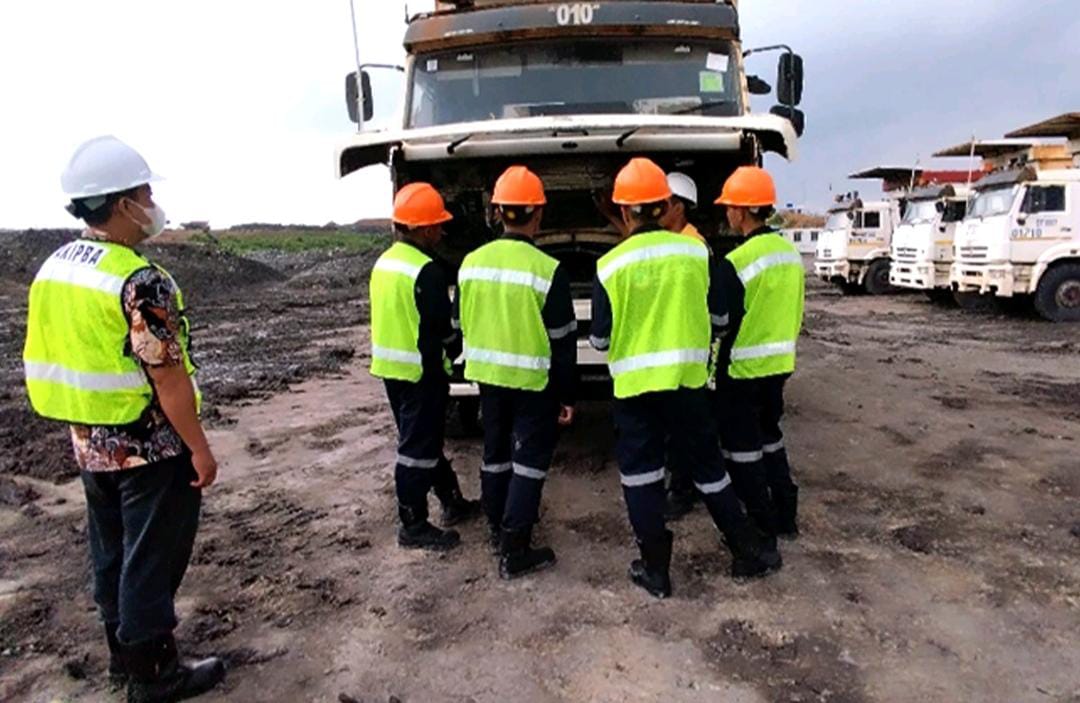 Kuliah di Akademi Komunitas Industri Pertambangan Bukit Asam, Gratis Sampai Lulus.