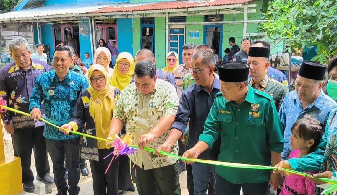 Peringati Hari TBC Sedunia, PT SBS Bedah Rumah Warga dan Berikan Makanan Tambahan Bagi Balita Penderita TBC.